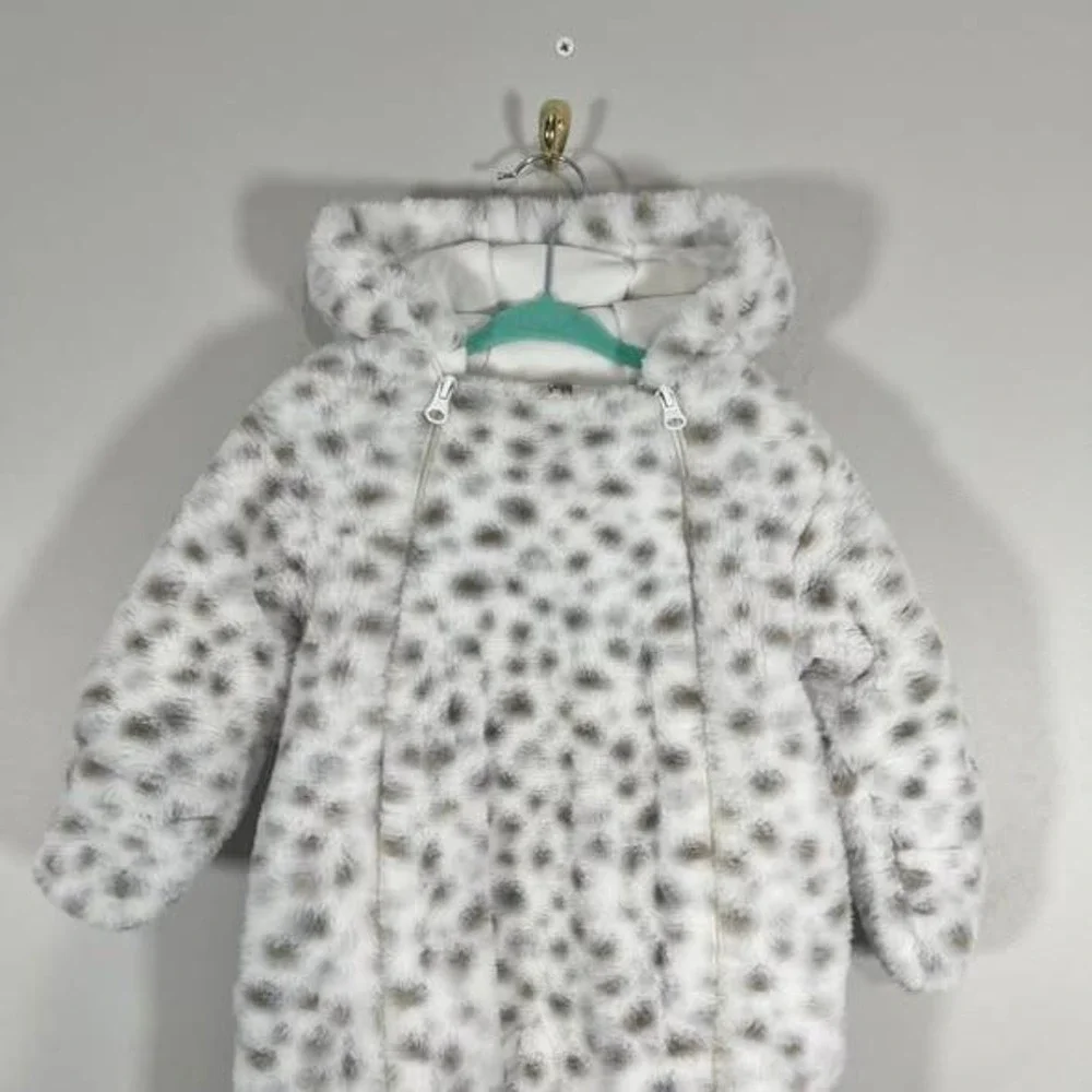 First Wish Snowsuit Baby Girl Infant 9-12 Mon Leopard Print Faux Fur Snow Bib‎